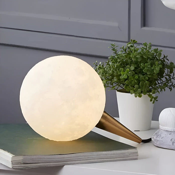 Cosmic Glow Astronaut Design Lamp