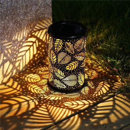 Retro Metal Leaf Pattern Solar Hanging Lantern Lights