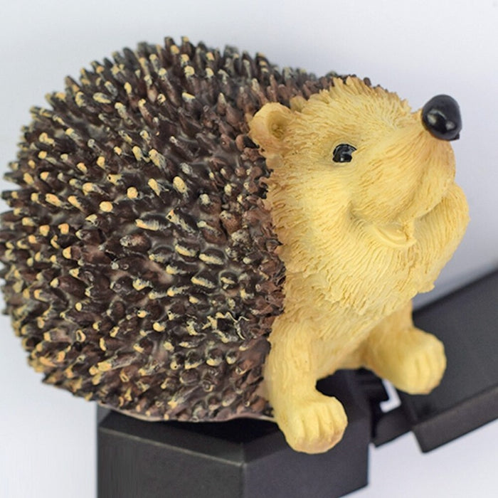 Outdoor Decor Waterproof Resin Hedgehog LED Solar Lamp